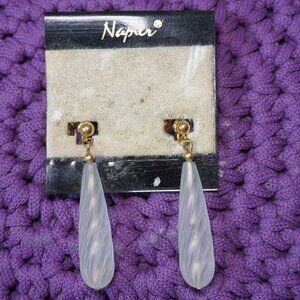 Napier Womens White And Gold Dangle Long Tear Drop Clip On Vintage Earrings